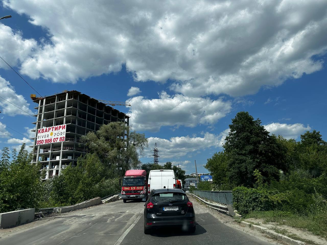 В Ірпені реконструюють міст біля ЖК «RIVER PORT»