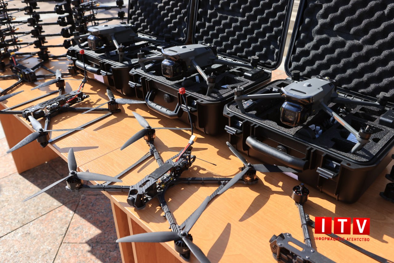 Ірпінська громада передала 45 FPV-дронів та 3 дрони «Mavic» чотирьом військовим підрозділам