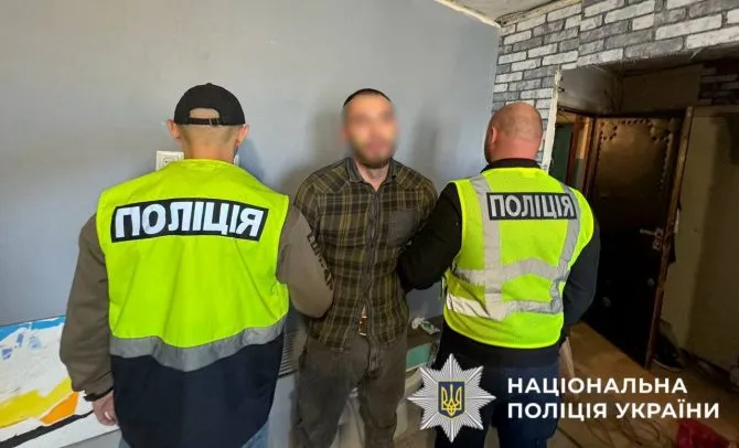 Поліцейські повідомили про підозру чоловікові, який викрав автомобіль у Коцюбинському Поліцейські повідомили про підозру чоловікові, який викрав автомобіль у Коцюбинському